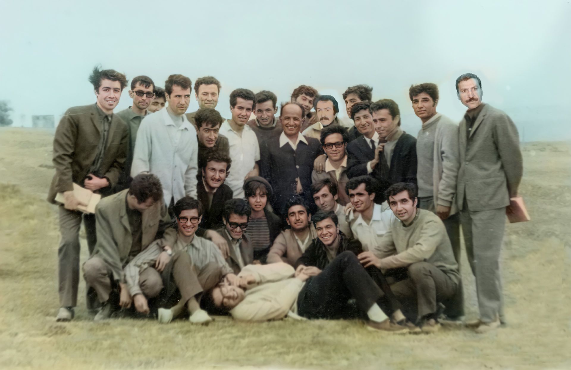 İ.Ü. Jeofizik Mühendisliği Bölümü 1965-1970  (Özgeçmişler için mouse ile tıklayın)